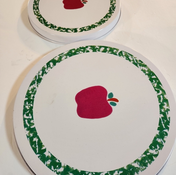 Stove Top Burner Covers (4) Red Apple on White Background with Green Trim - Picture 3 of 8